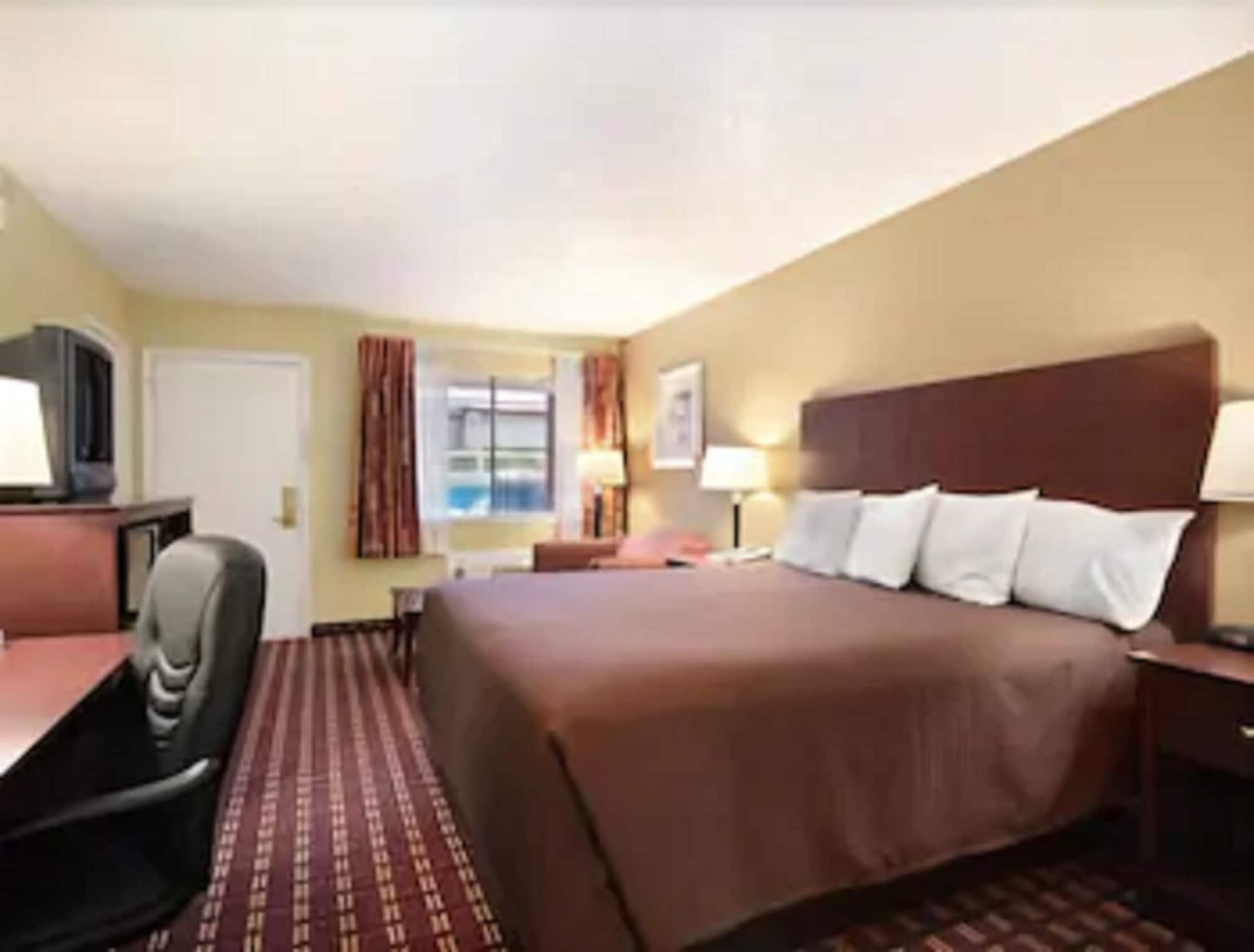 Super 8 By Wyndham Kerrville Tx מראה חיצוני תמונה