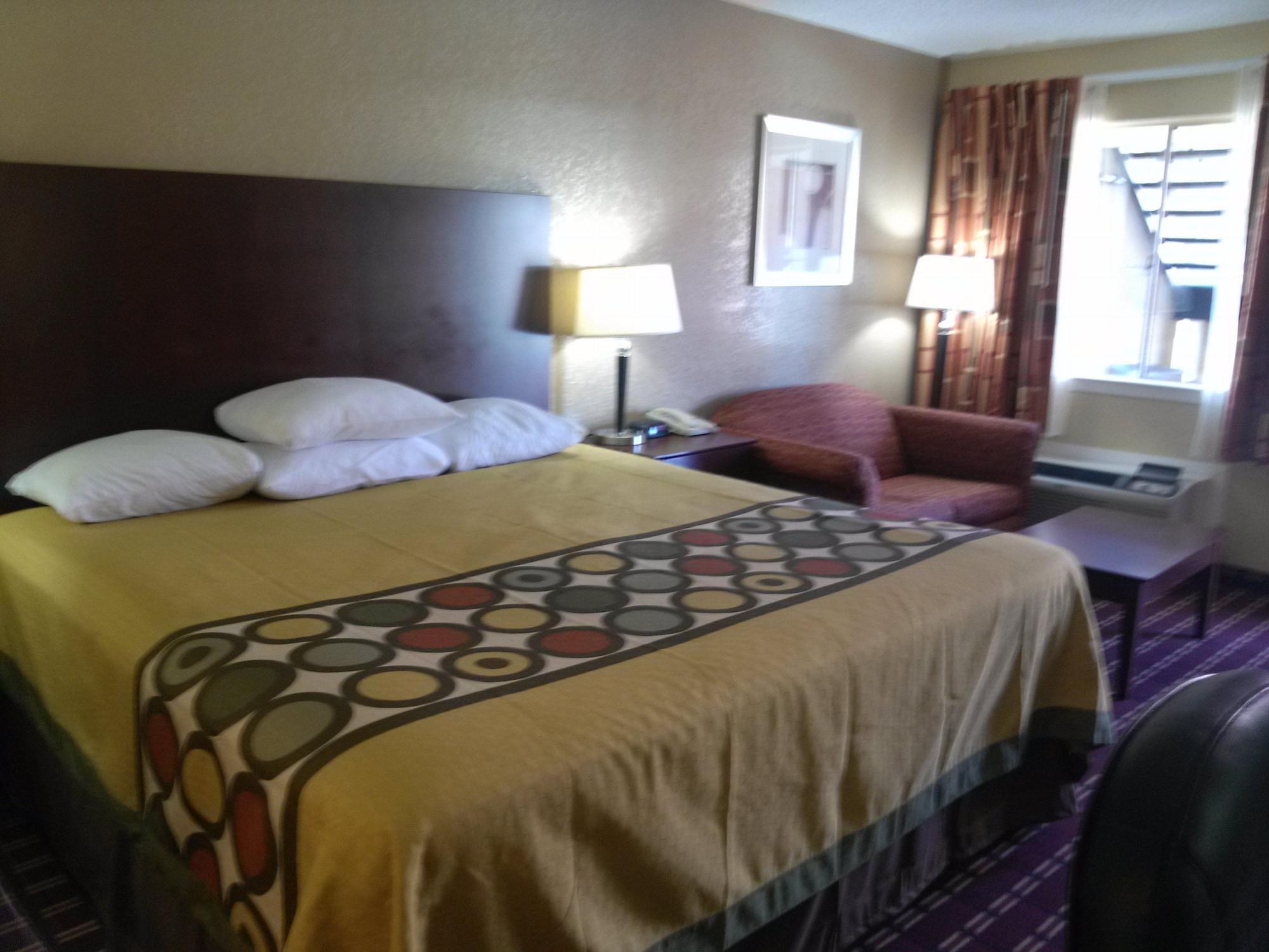 Super 8 By Wyndham Kerrville Tx מראה חיצוני תמונה
