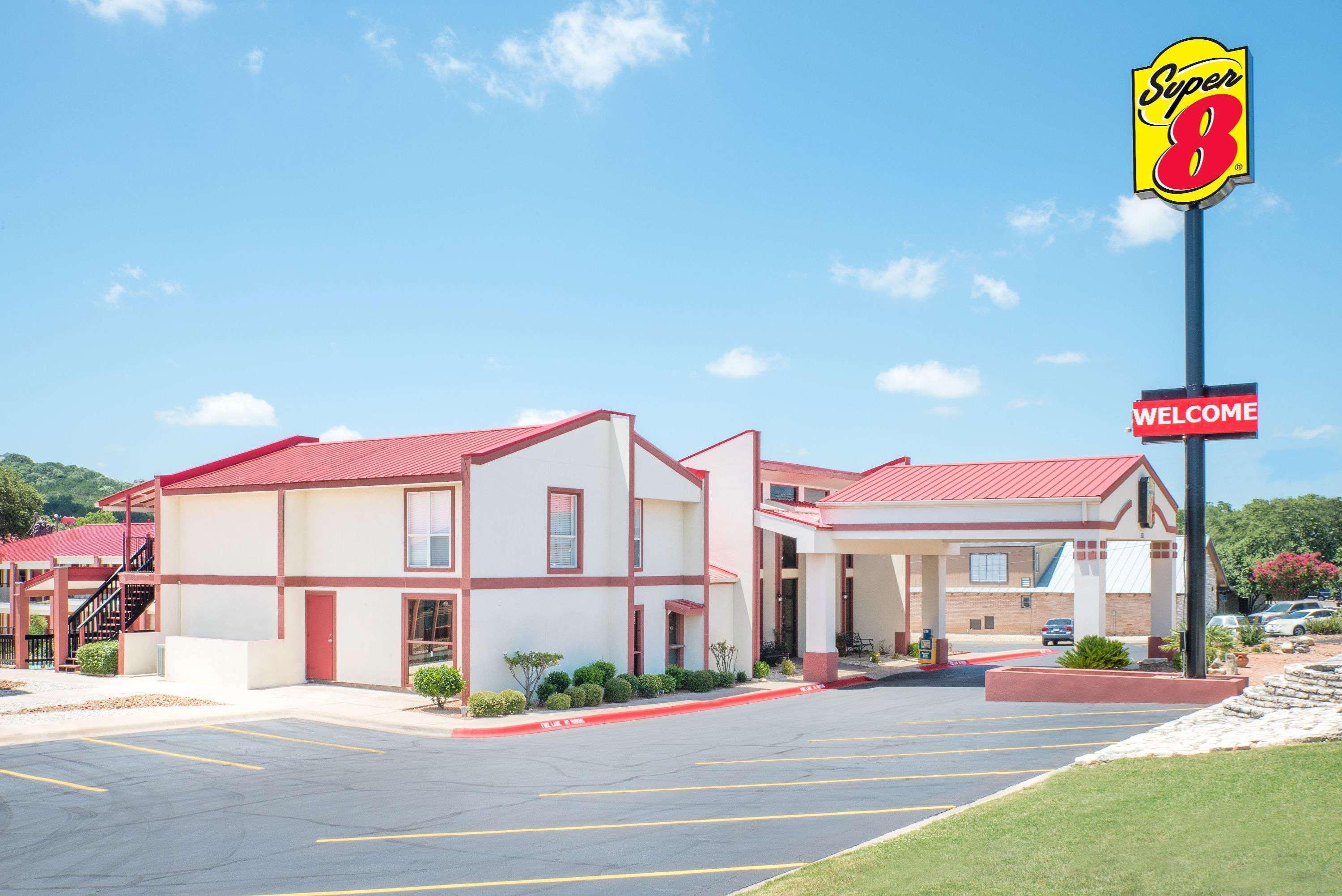 Super 8 By Wyndham Kerrville Tx מראה חיצוני תמונה